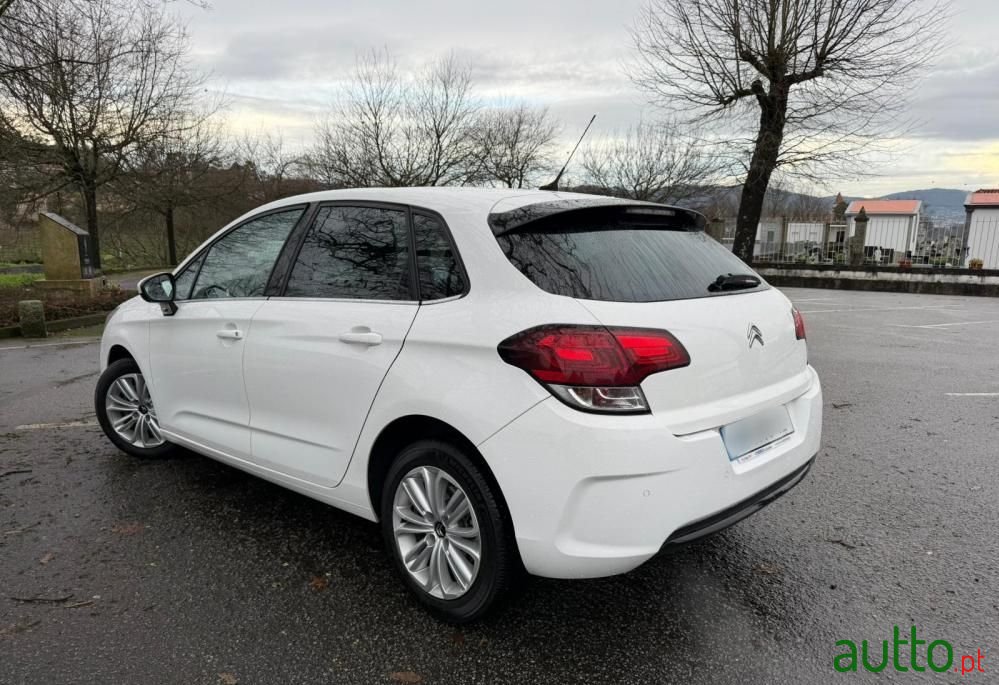 2015' Citroen C4 photo #6