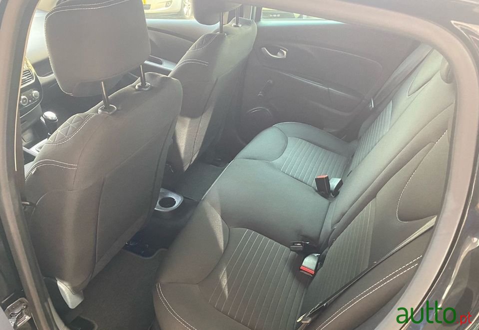 2018' Renault Clio photo #6