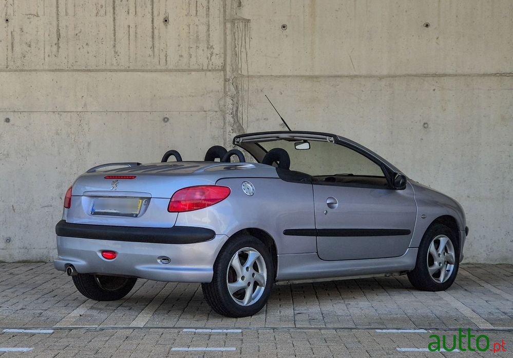 2001' Peugeot 206 1.6 photo #3
