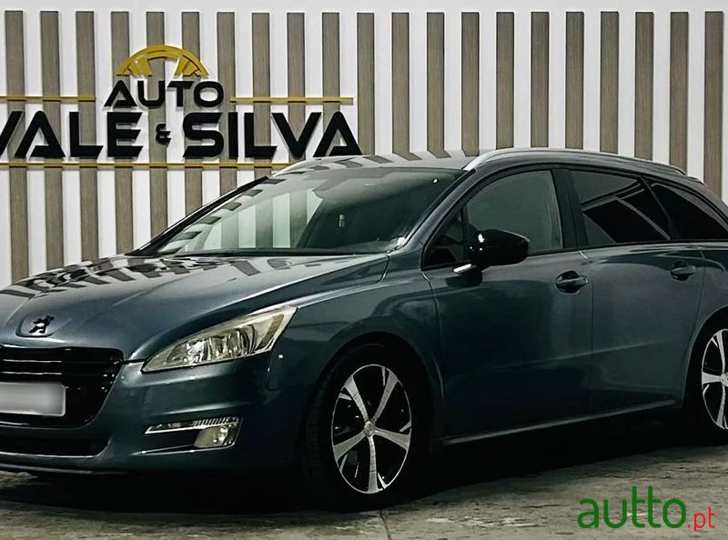 2012' Peugeot 508 Sw photo #2