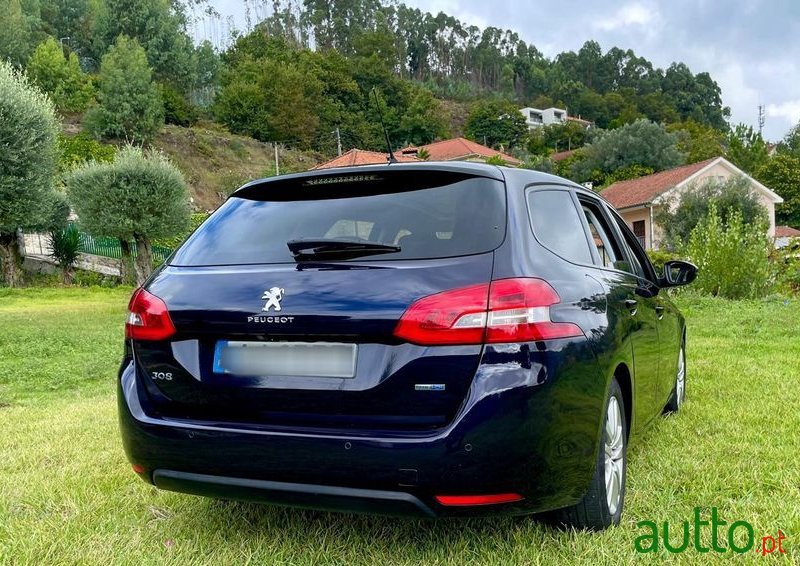 2015' Peugeot 308 Sw photo #6