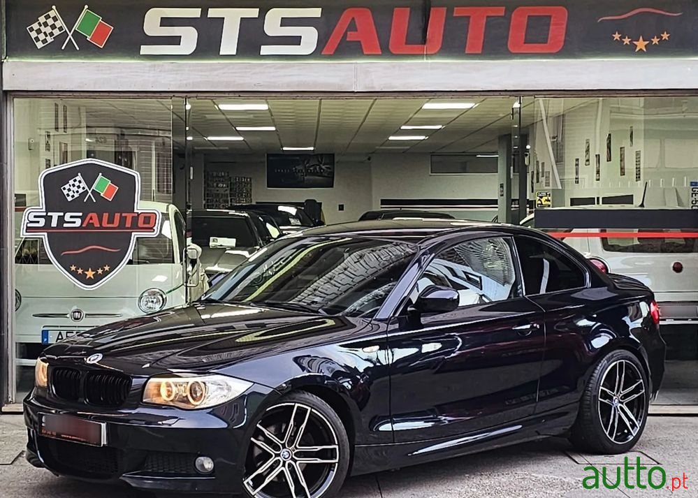 2013' BMW Série 1 D Line Sport photo #1