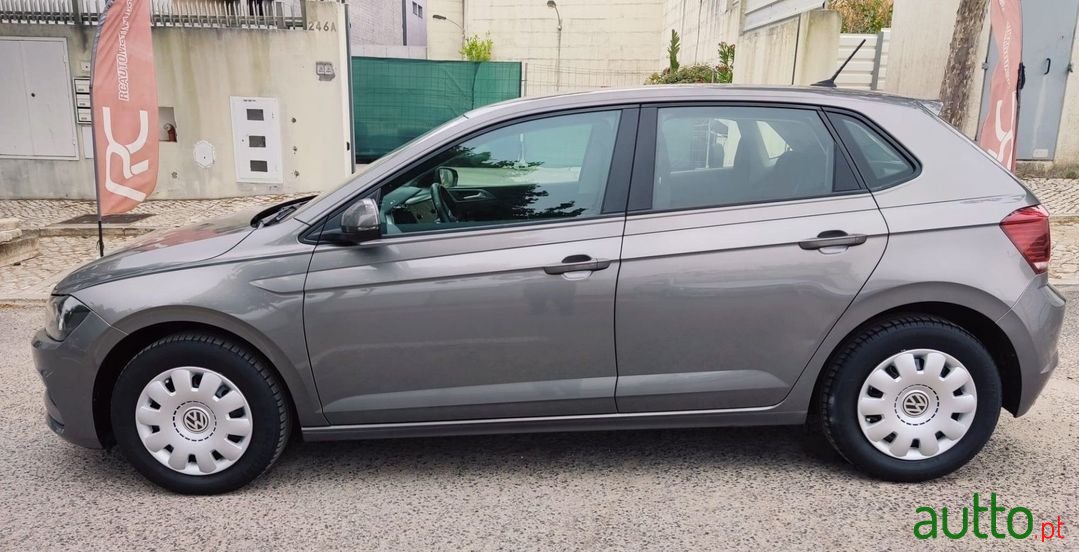 2018' Volkswagen Polo photo #5