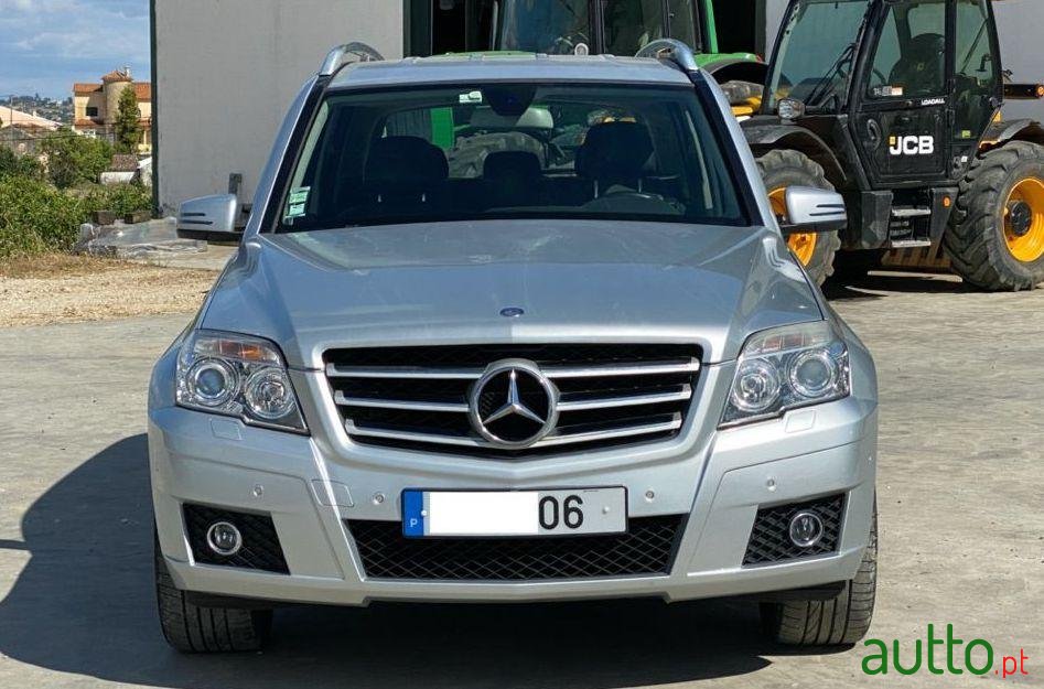 2009' Mercedes-Benz Glk-220 photo #1