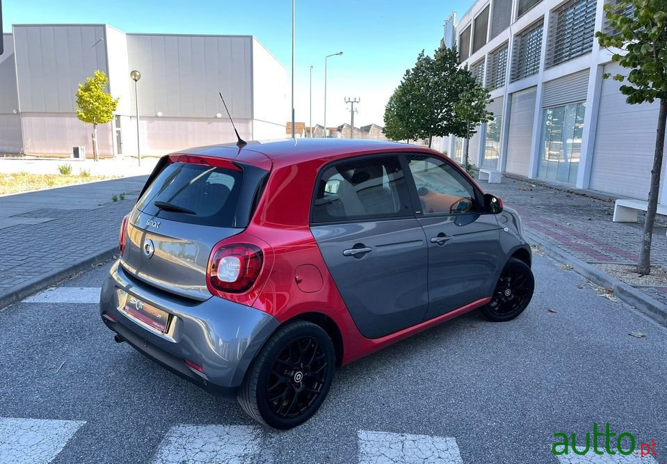 2016' Smart Forfour photo #4