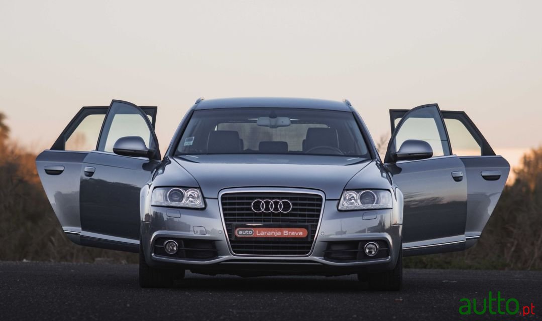 2010' Audi A6 Avant photo #2