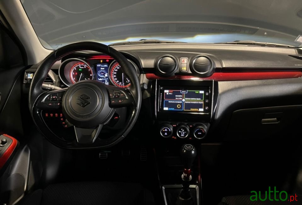 2019' Suzuki Swift Sport photo #2