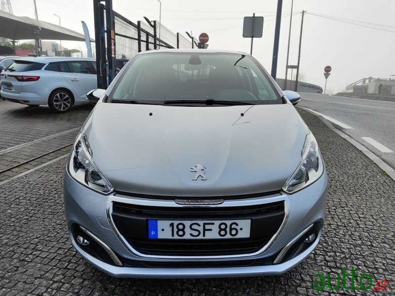 2016' Peugeot 208 photo #3