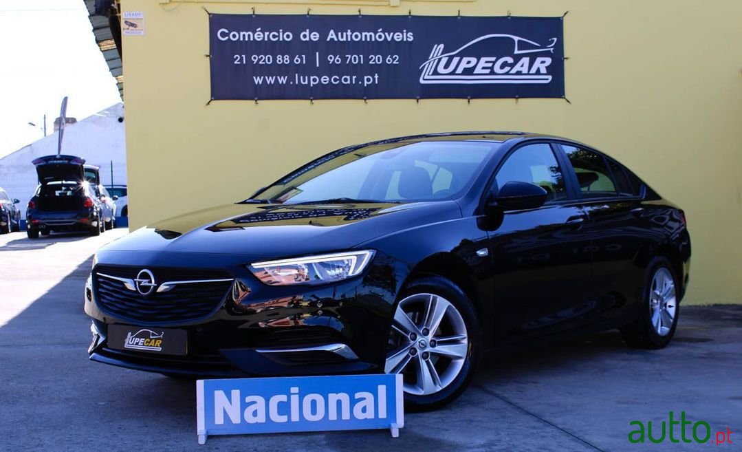 2019' Opel Insignia Grand Sport photo #1