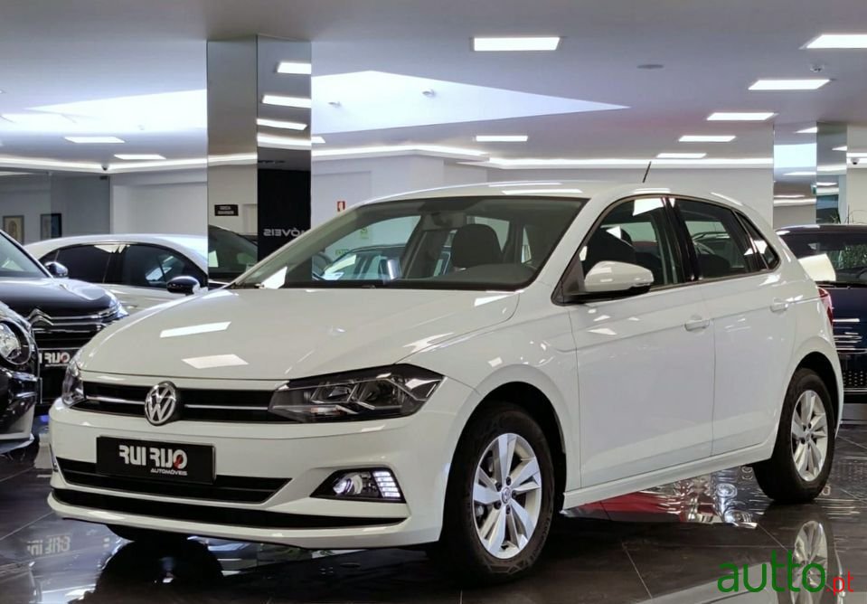 2020' Volkswagen Polo photo #1