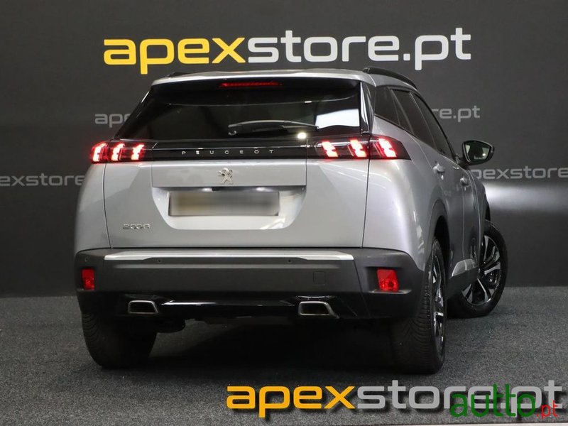 2022' Peugeot 2008 photo #4