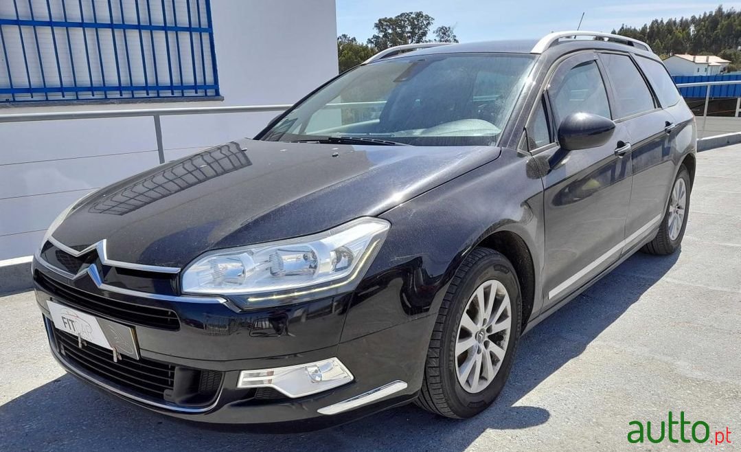 2011' Citroen C5 photo #4