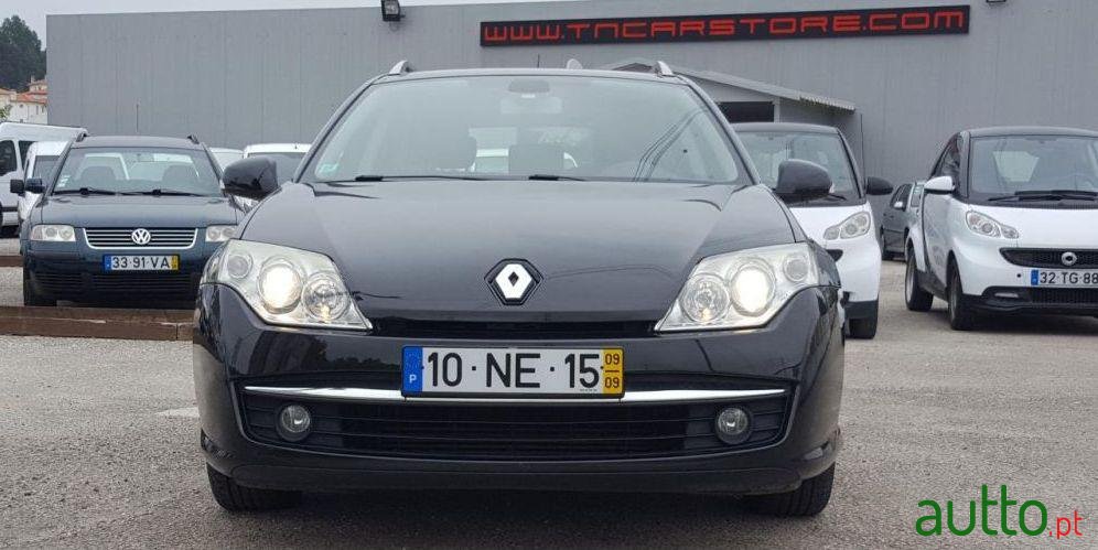 2009' Renault Laguna Break photo #2