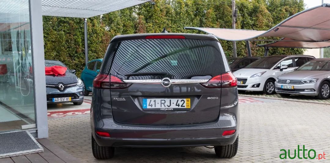 2016' Opel Zafira photo #3