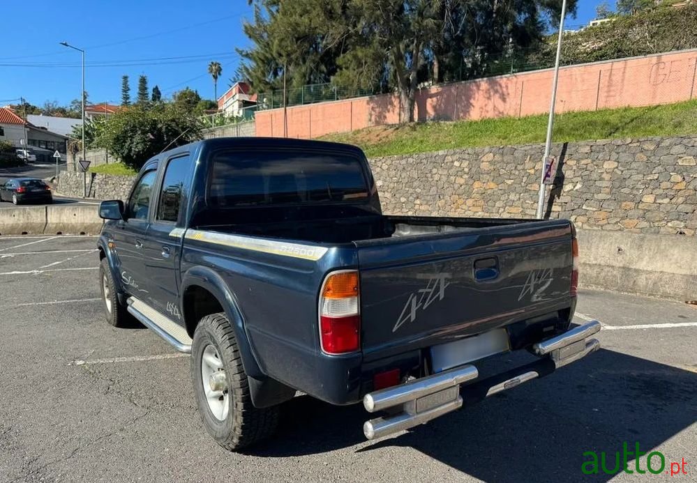 2002' Mazda B 2500 photo #4