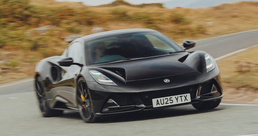 Lotus confirms plug-in hybrid Emira for 2027