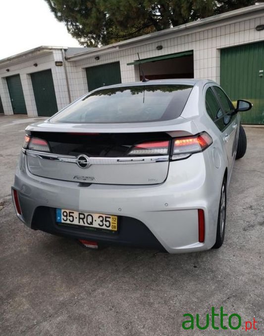 2012' Opel Ampera photo #1