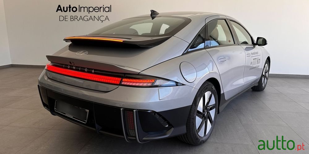 2023' Hyundai Ioniq 6 photo #5