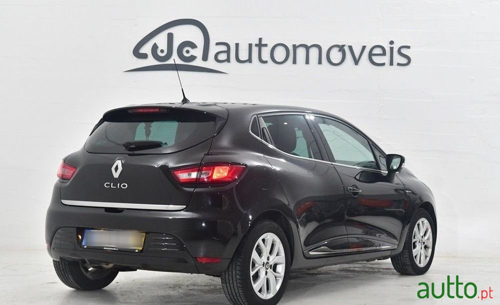 2019' Renault Clio 0.9 Tce Limited photo #2