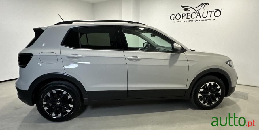 2023' Volkswagen T-Cross photo #4