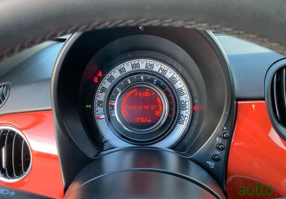 2022' Fiat 500 photo #2