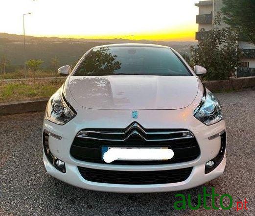 2014' DS Automobiles Ds5 photo #4