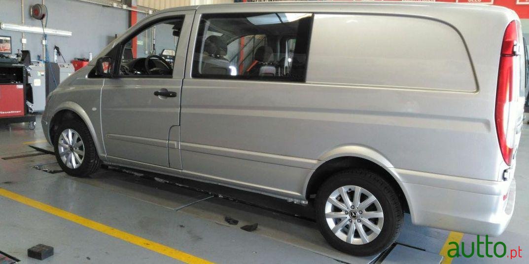 2011' Mercedes-Benz Vito 111 photo #2