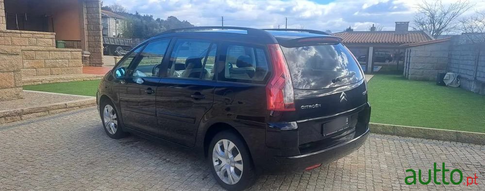2007' Citroen C4 Grand Picasso photo #4