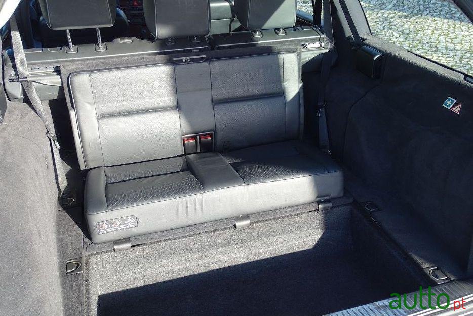 2000' Mercedes-Benz E-320 Cdi Elegance photo #2