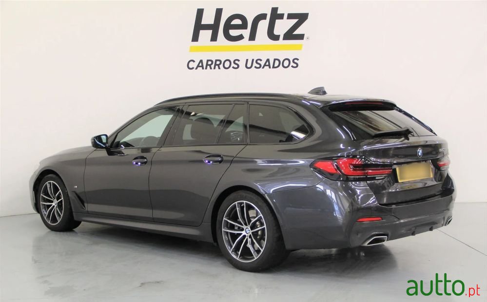 2022' BMW Série 5 D Pack photo #3