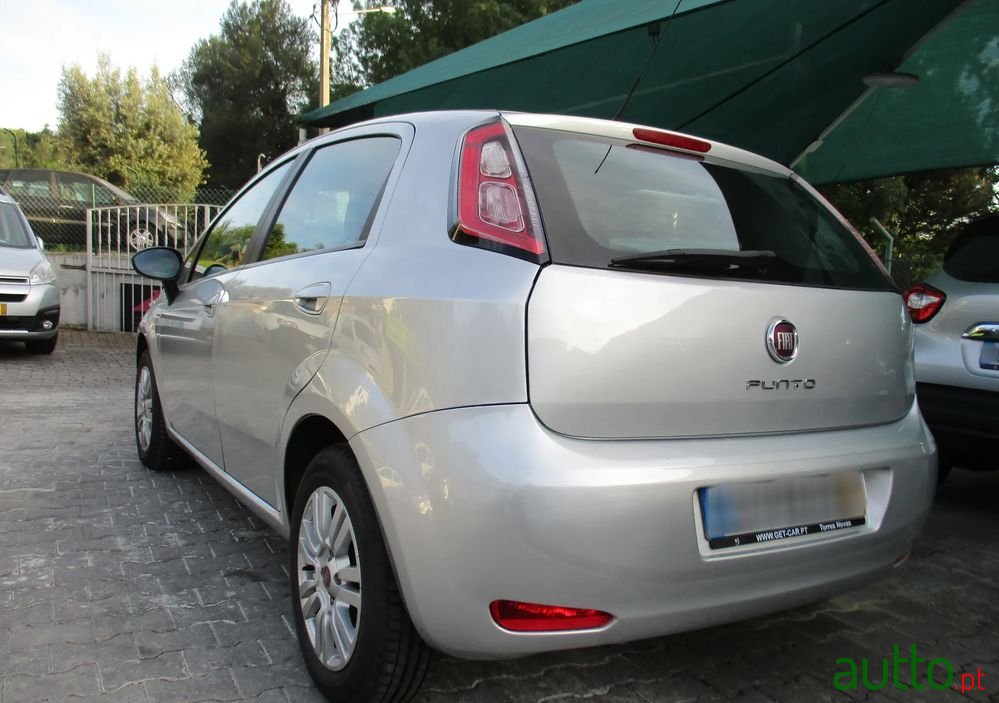 2013' Fiat Punto photo #3