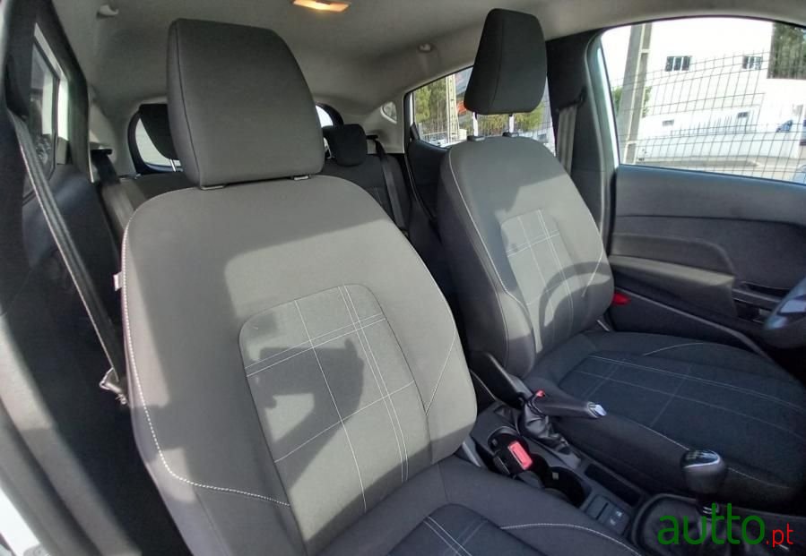 2021' Ford Fiesta photo #6