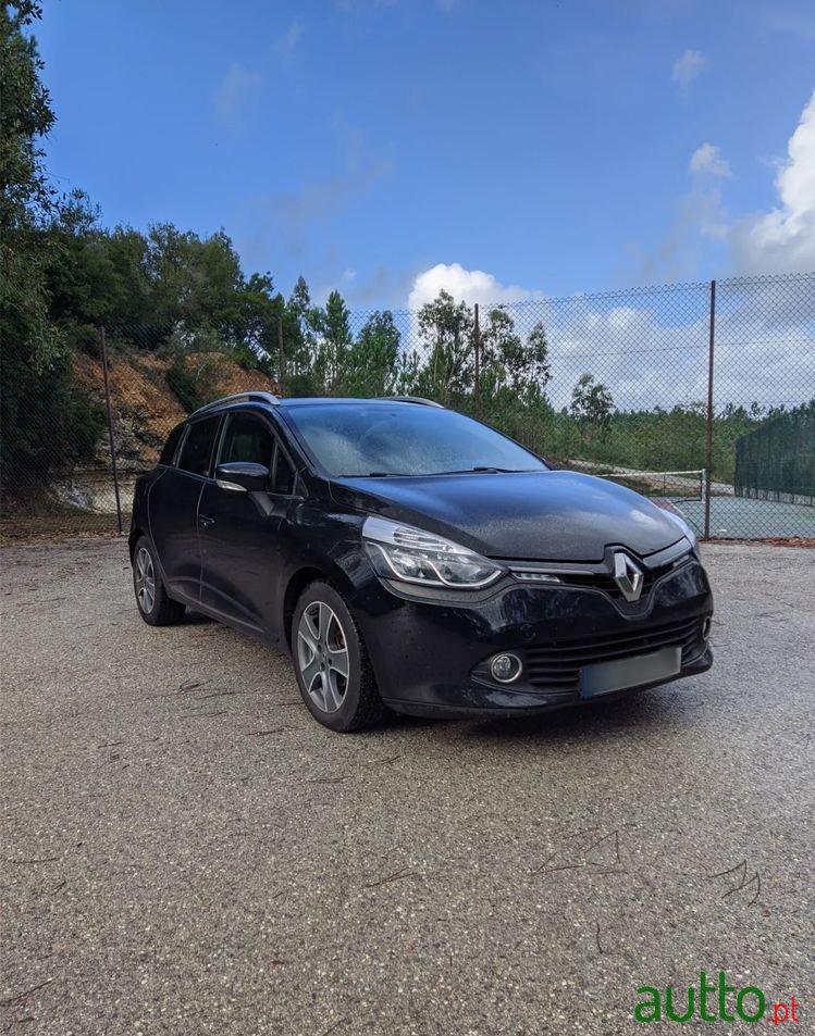 2014' Renault Clio Sport Tourer photo #1