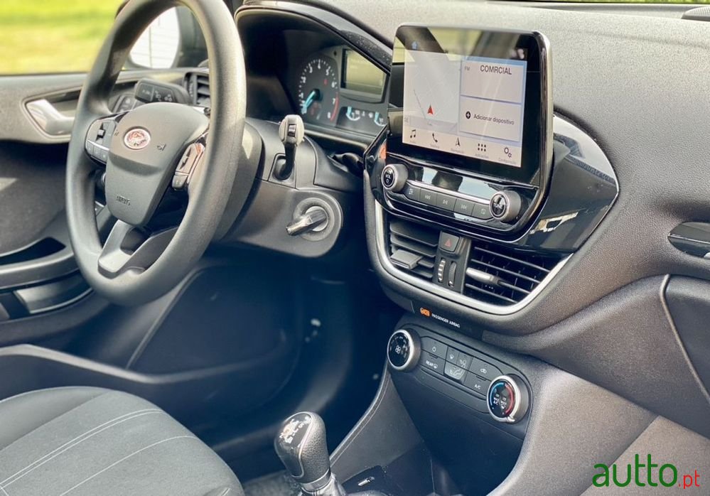 2019' Ford Fiesta St-Line photo #6