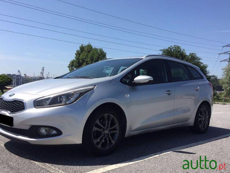 2013' Kia Ceed Sw photo #1