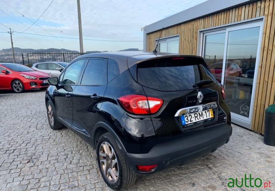 2016' Renault Captur photo #6