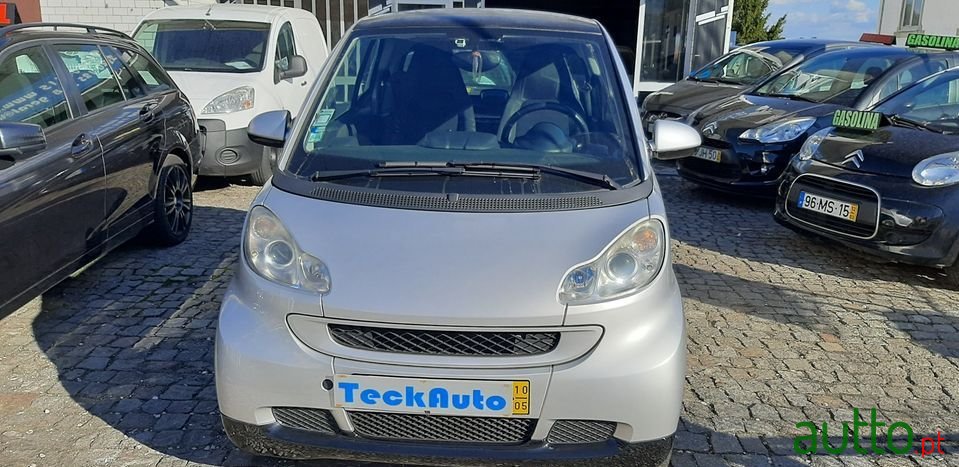 2010' Smart Fortwo photo #2