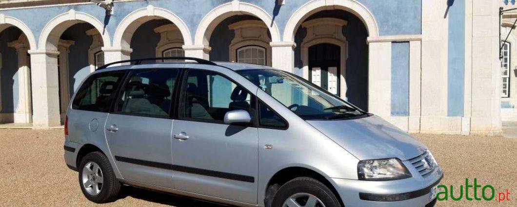 2000' Volkswagen Sharan photo #1