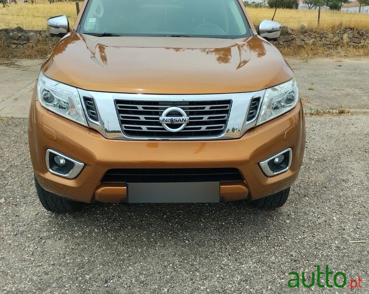 2017' Nissan Navara photo #2