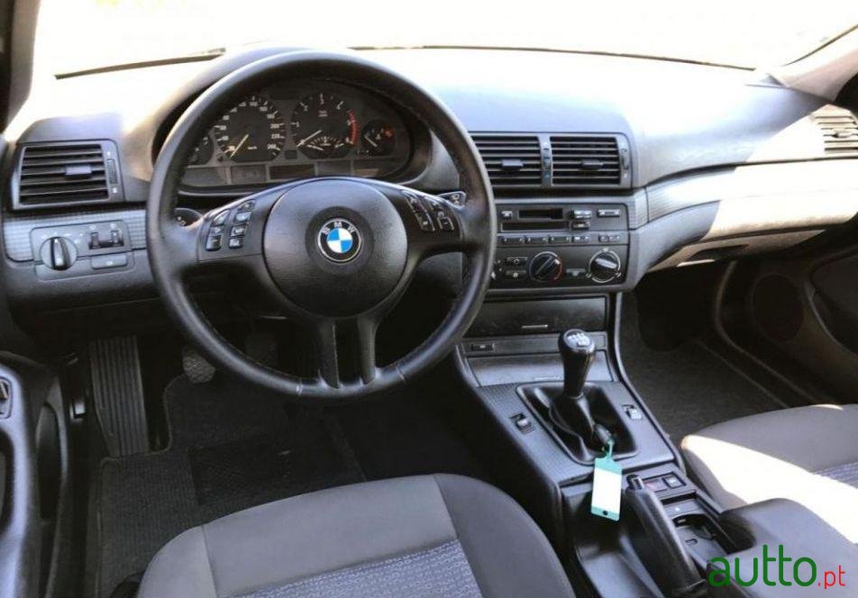 2002' BMW 320 D Touring photo #2