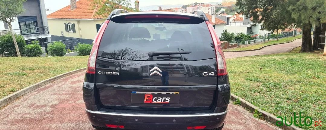 2007' Citroen C4 Grand Picasso photo #6