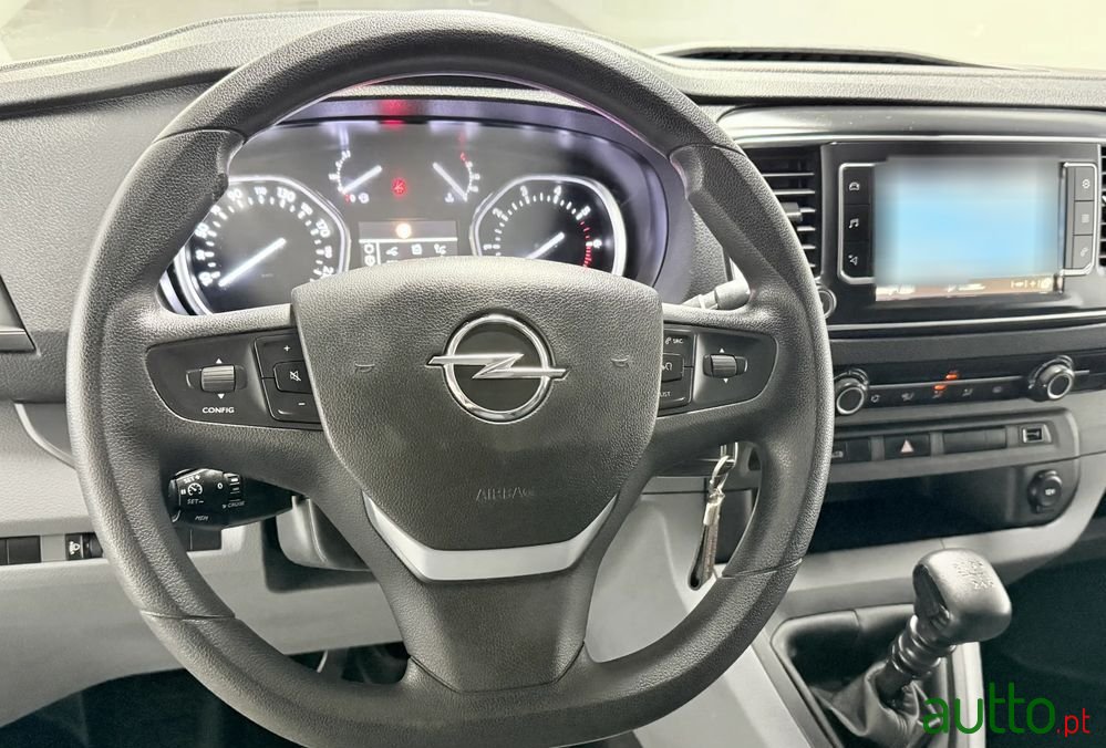 2021' Opel Vivaro photo #2