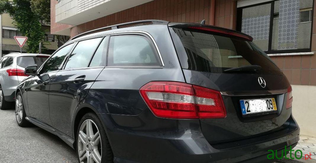 2010' Mercedes-Benz E-250 Cdi photo #1