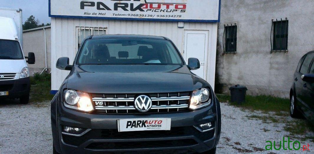 2018' Volkswagen Amarok photo #4