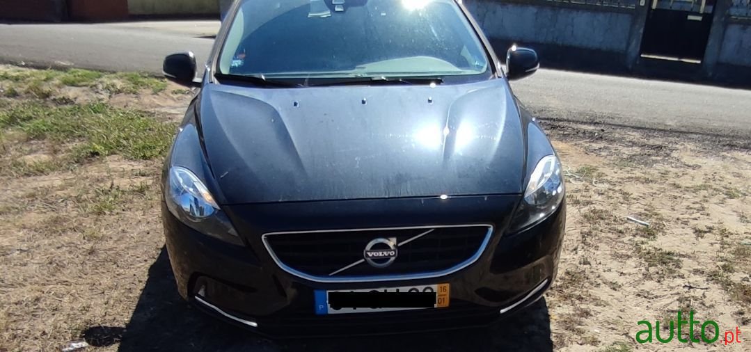 2016' Volvo V40 photo #2