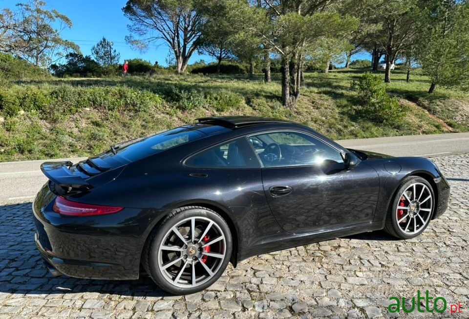 2011' Porsche 911 photo #2