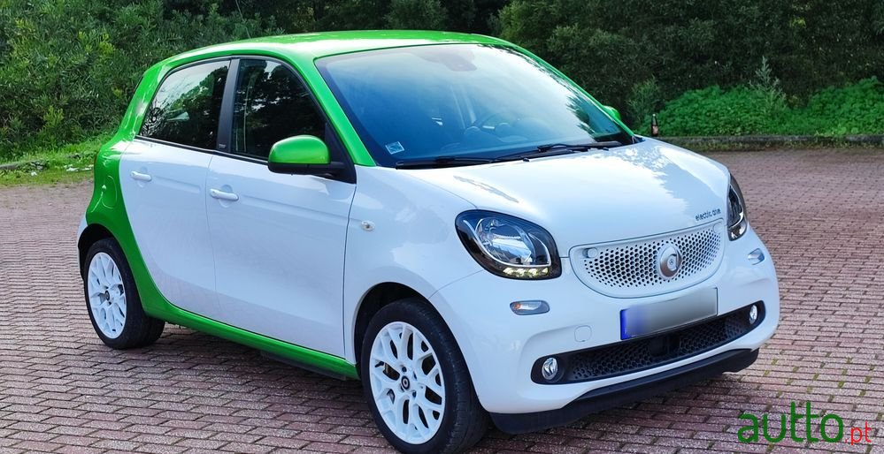 2017' Smart Forfour Electric Drive Passion photo #1