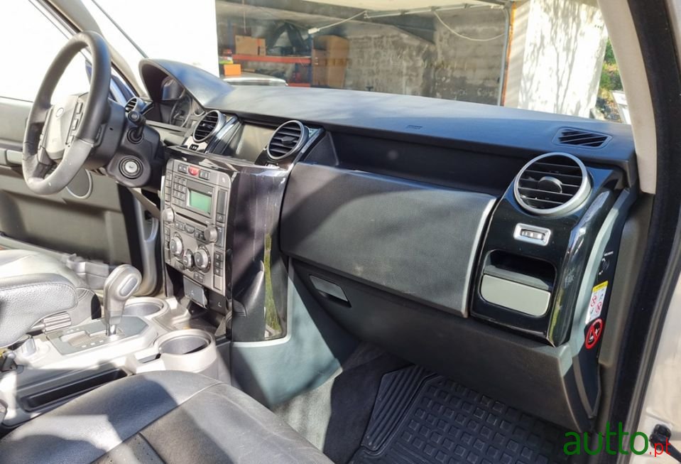 2005' Land Rover Discovery photo #6