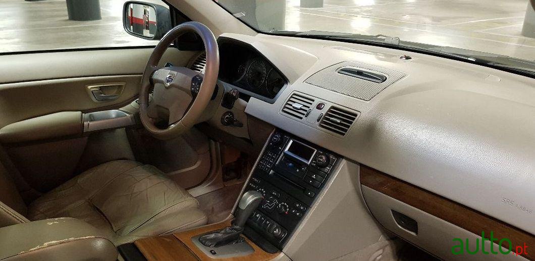 2004' Volvo Xc-90 photo #1