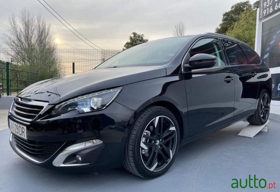 2017' Peugeot 308 Sw photo #1